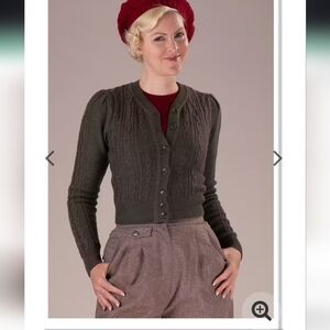EMMY DESIGN SWEDEN Classic Women's Cable-Knit Crewneck Cardigan Sweater 34/36